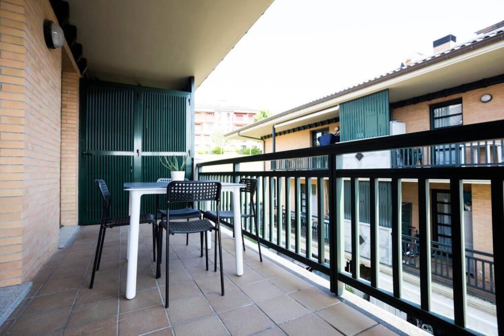 Ferienwohnung Berlin - Basquenjoy Hondarribia Exterior foto